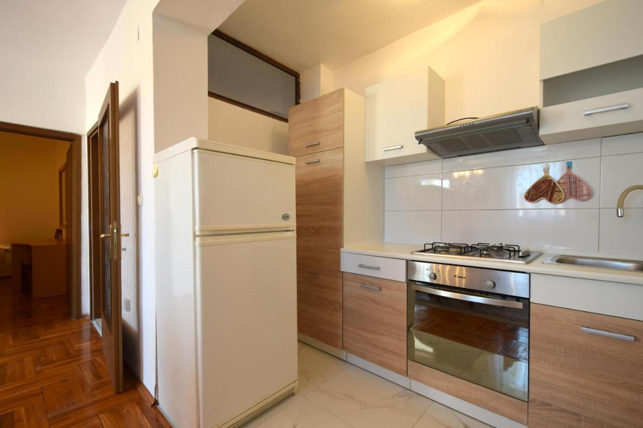 Apartments Petrovic Malinska Ngoại thất bức ảnh