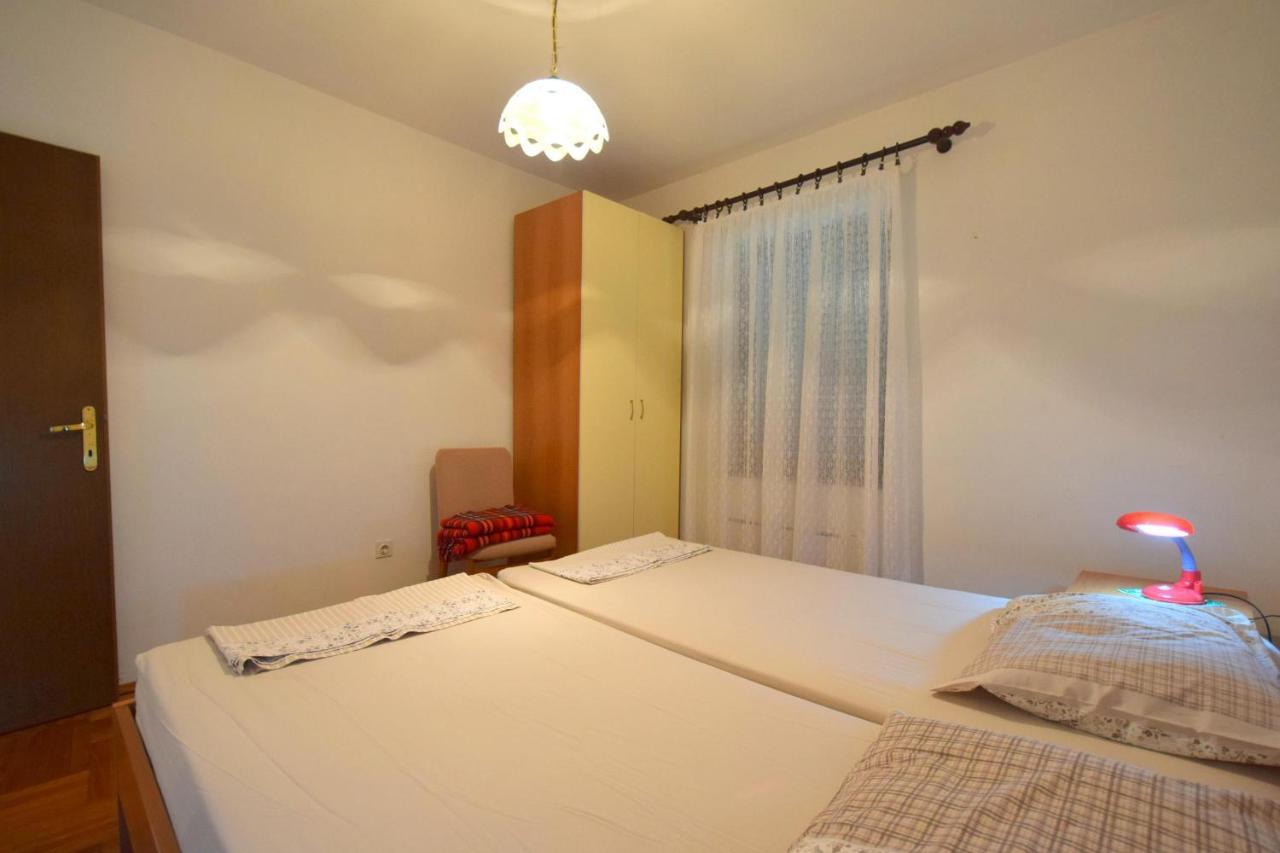 Apartments Petrovic Malinska Ngoại thất bức ảnh